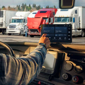 Garmin dēzl OTR620 Truck Navigator