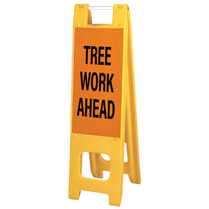 Warning Narrowcades, “TREE WORK AHEAD”