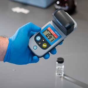 Hach DR 300 Pocket Colorimeter, Free and Total Chlorine