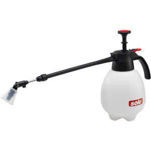 Solo Two-Liter Hand Sprayer with Telescoping Wand
